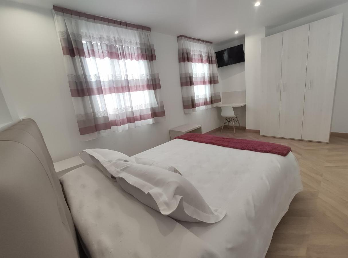 Hostal Oleo Auto Check-In Santander Luaran gambar