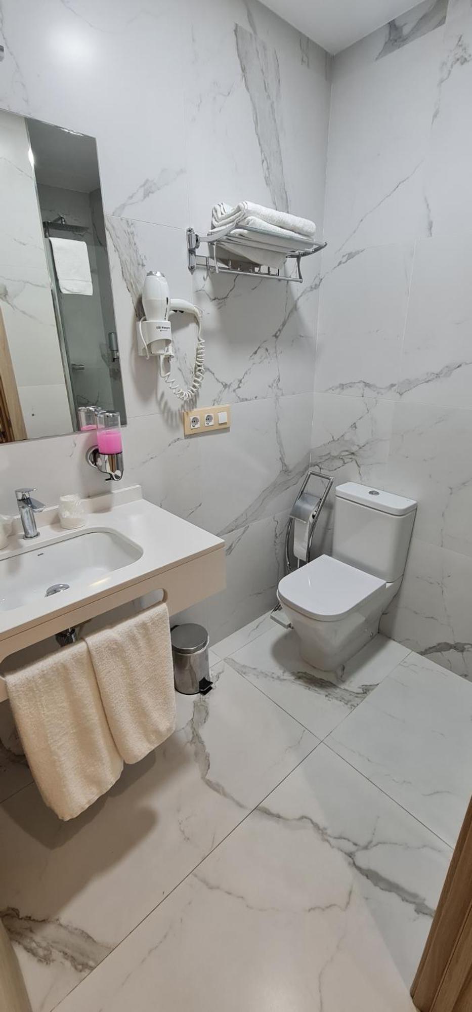 Hostal Oleo Auto Check-In Santander Luaran gambar