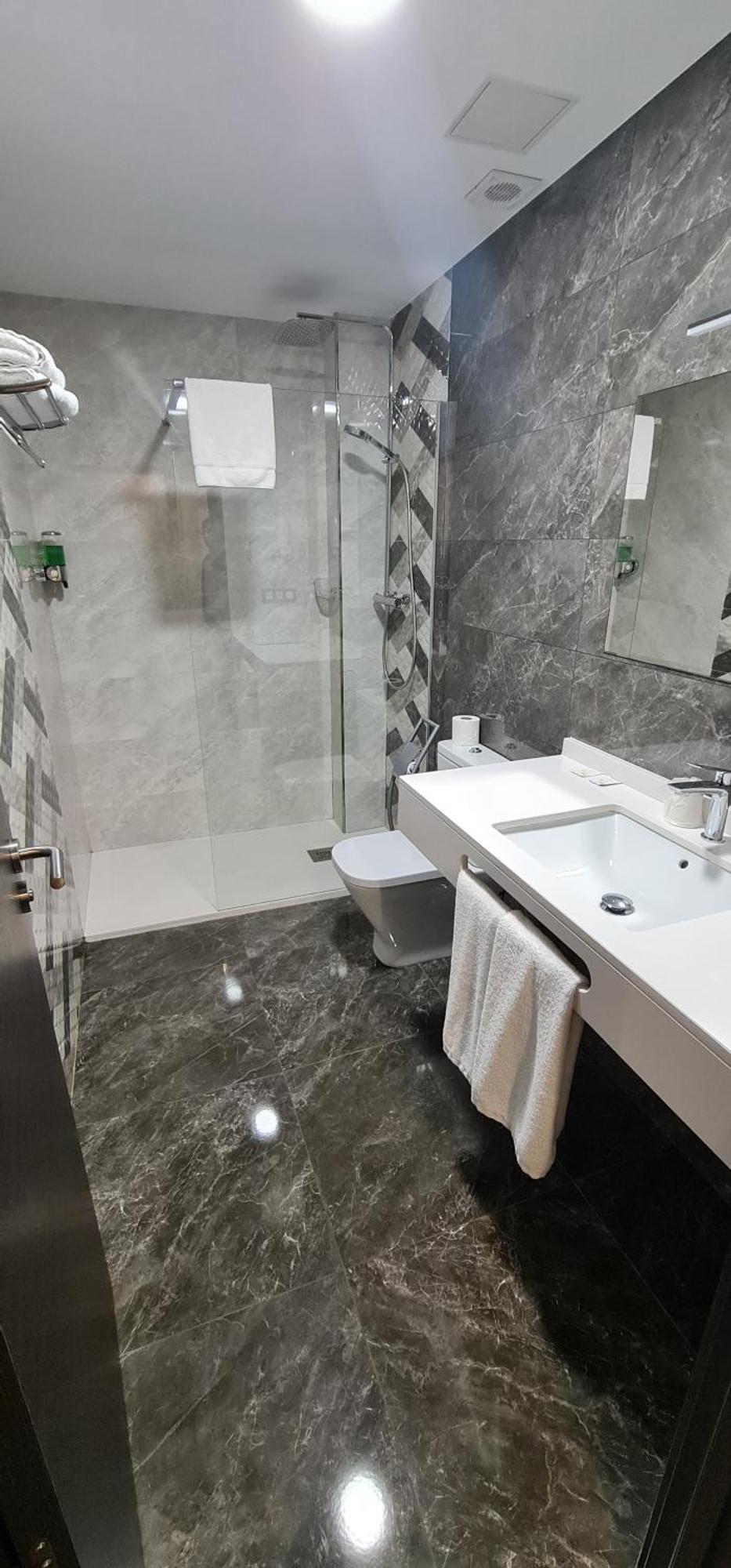 Hostal Oleo Auto Check-In Santander Luaran gambar